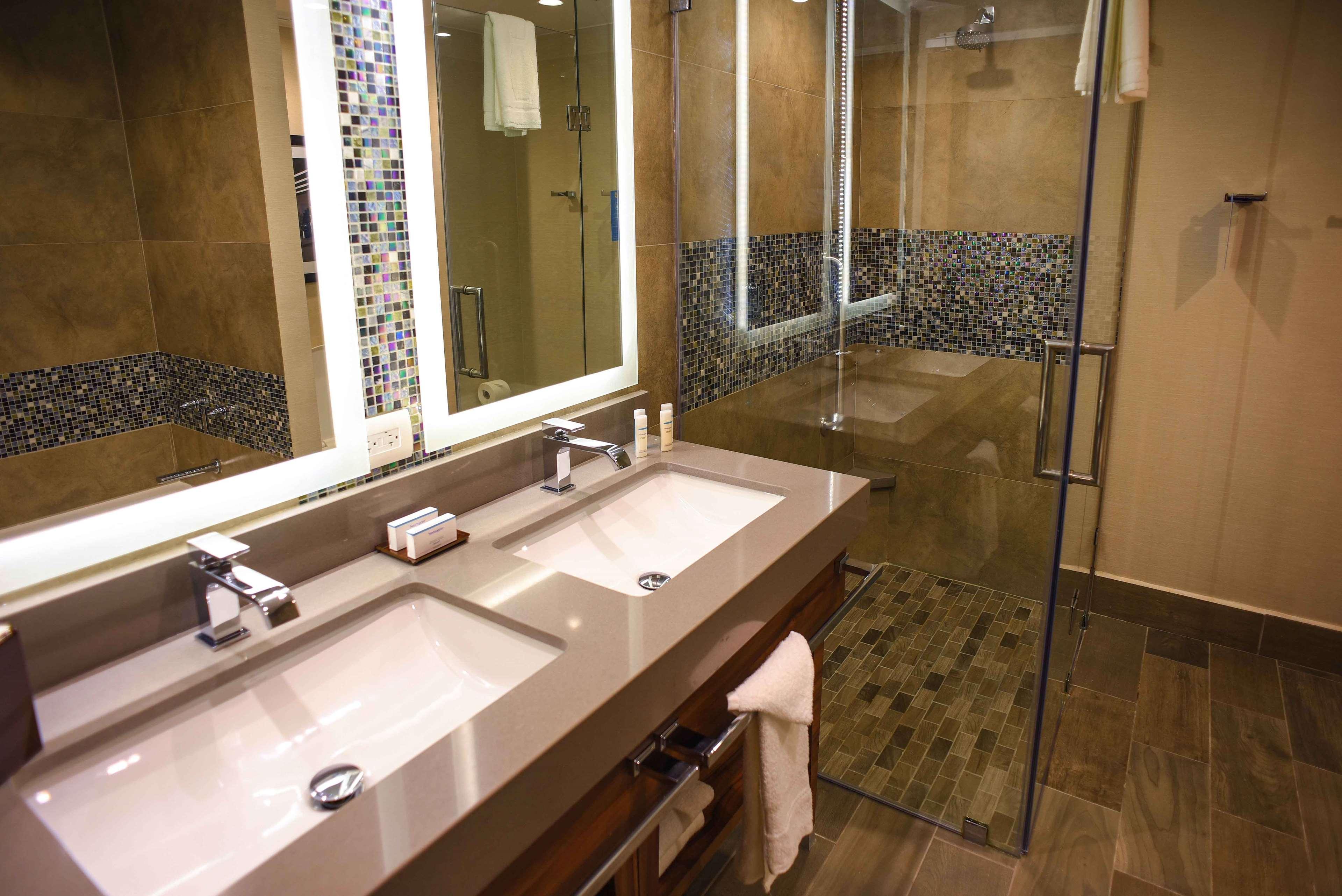 Hampton Inn Piedras Negras Ngoại thất bức ảnh