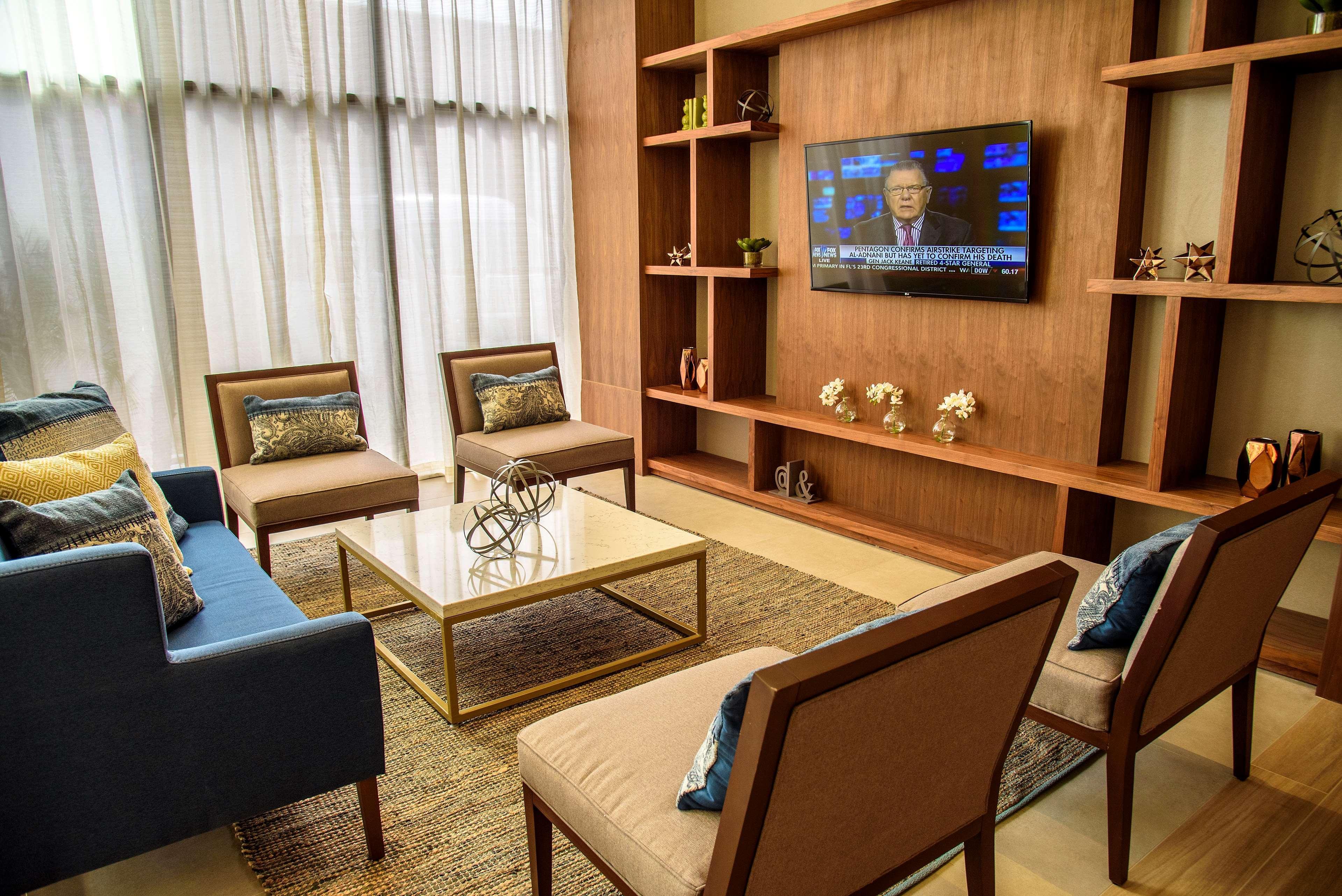 Hampton Inn Piedras Negras Ngoại thất bức ảnh