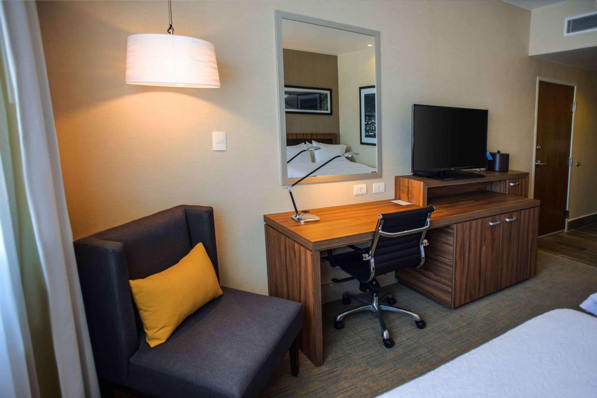 Hampton Inn Piedras Negras Ngoại thất bức ảnh