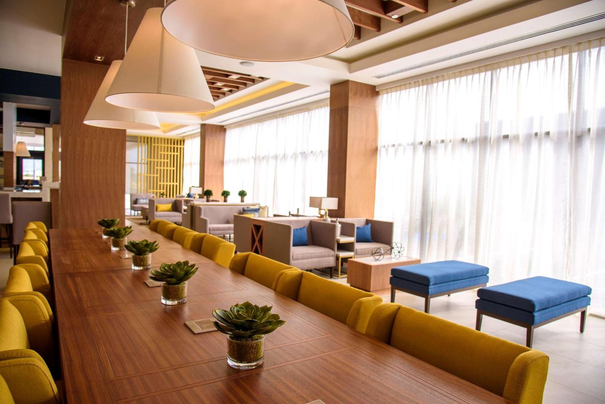 Hampton Inn Piedras Negras Ngoại thất bức ảnh