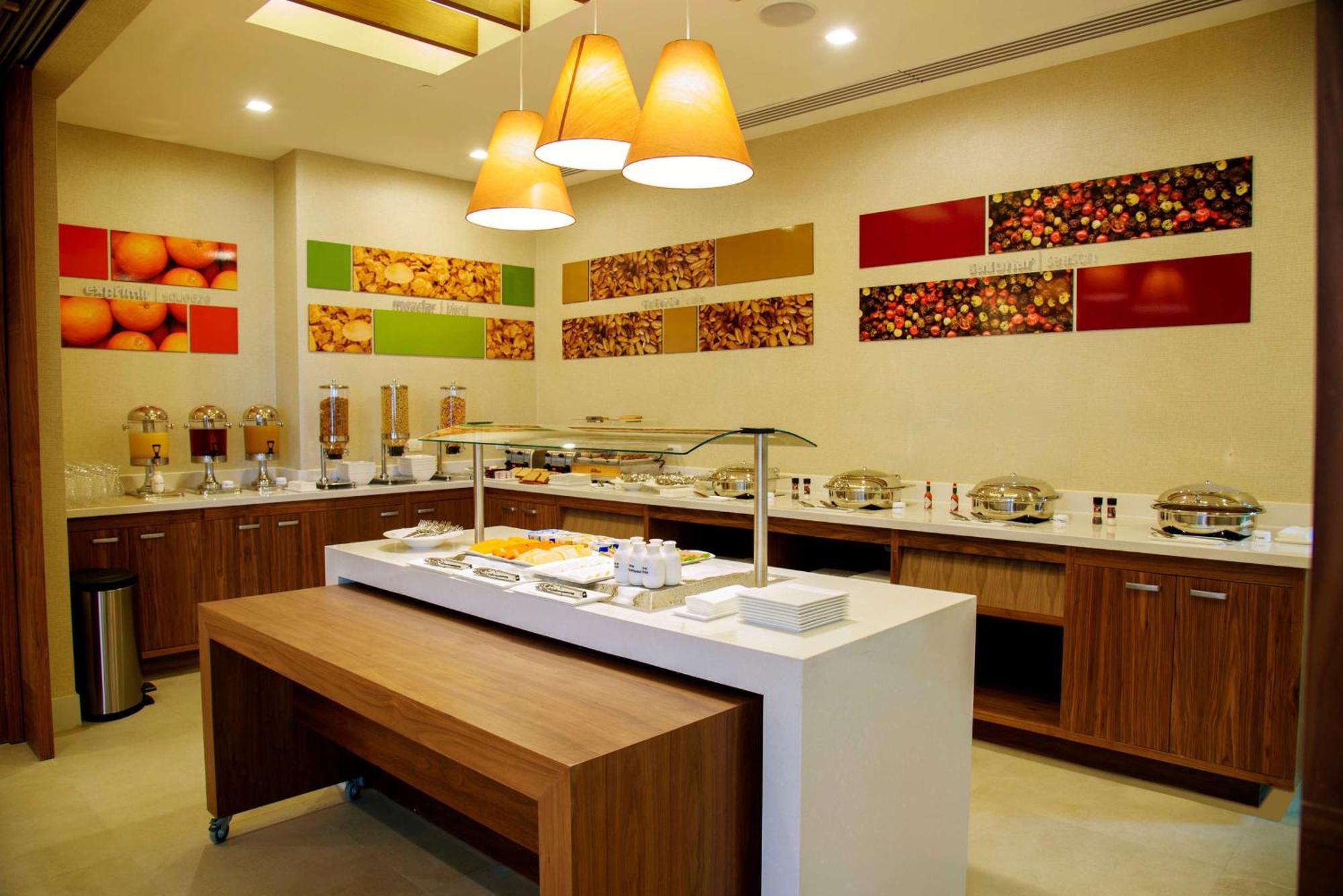 Hampton Inn Piedras Negras Ngoại thất bức ảnh