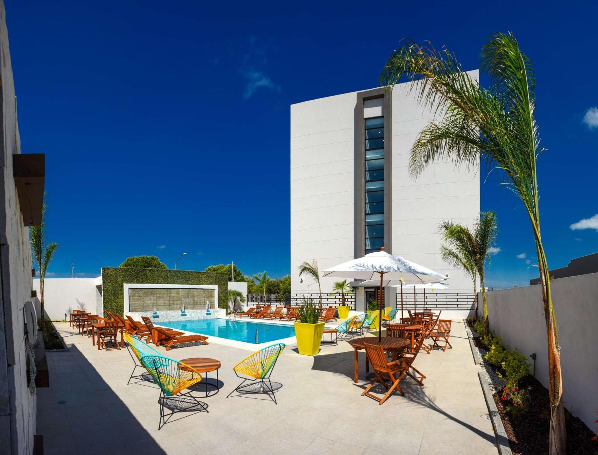 Hampton Inn Piedras Negras Ngoại thất bức ảnh